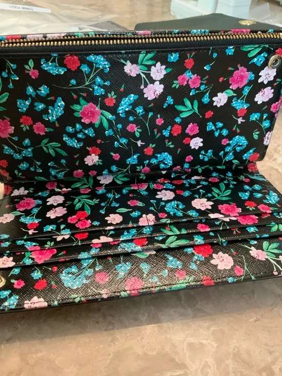 kate spade White Floral Zip Wallet with Multicolor Blooms GUC - Picture 12 of 15